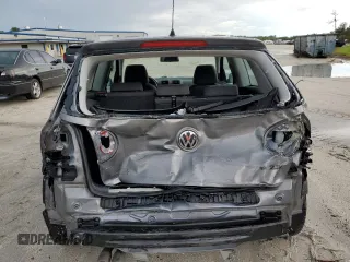 2009 Volkswagen Rabbit S z VIN WVWBA71K79W128373, wystawiony jako Copart lot #72429924 z przebiegiem 199 263 mil mil oraz Szkoda całkowita • Salvage title. Historia ofert i sprzedaży dostępna na DreamBid. Obrazek 6.