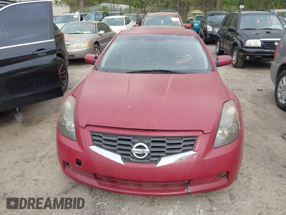 2009 Nissan Altima 3.5 SE with VIN 1N4BL24E39C141633, listed as a IAAI auction lot 41959211 with 135,802 mi miles. Bid and sale history available at carsss.com. Image 6.