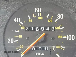 1990 Volvo 240 с VIN YV1AA8841L1423511, выставлен на аукционе IAAI как лот 41958883 с пробегом 216 943 миль миль и . История ставок и продаж доступна на DreamBid. Изображение 15.