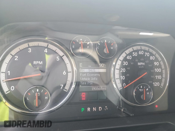 2010 Dodge 1500 SLT z VIN 1D7RV1CTXAS107346, wystawiony jako Copart lot #61286395 z przebiegiem 190 568 mil mil oraz Szkoda całkowita • Salvage title. Historia ofert i sprzedaży dostępna na DreamBid. Obrazek 9.