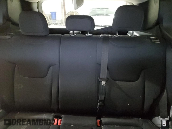 2015 Jeep Renegade Latitude with VIN ZACCJABH1FPC04716, listed as a Copart auction lot 45083715 with 102,045 mi miles and Salvage Title. Bid and sale history available at carsss.com. Image 10.