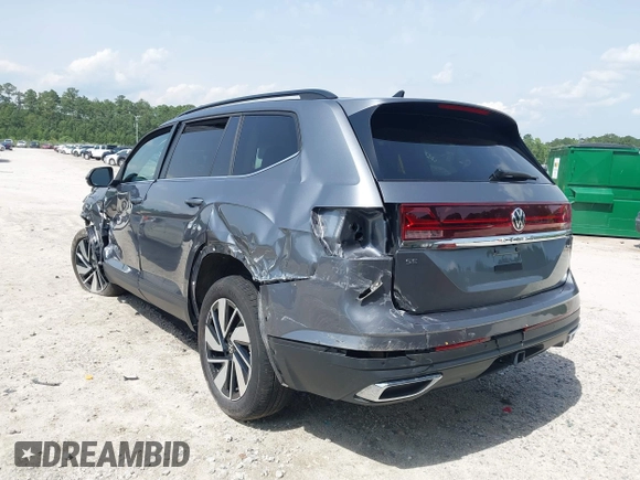 2025 Volkswagen Atlas SE with VIN 1V2HR2CA5SC501930, listed as a IAAI auction lot 42280025 with 8,026 mi miles and . Bid and sale history available at DreamBid. Image 3.