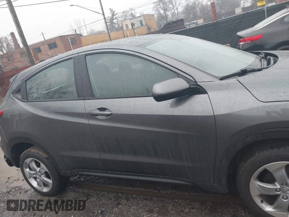 2022 Honda HR-V LX with VIN 3CZRU6H34NM737004, listed as a IAAI auction lot 41477391 with 30,691 mi miles. Bid and sale history available at carsss.com. Image 13.
