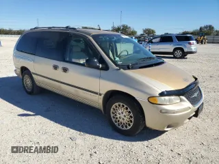 1998 Chrysler Town & Country LXi with VIN 1C4GP64LXWB644491, listed as a Copart auction lot 81560064 with 176,363 mi miles and Clean Title. Bid and sale history available at carsss.com. Image 4.