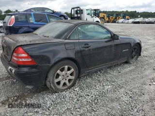 2001 Mercedes-Benz SLK 230 Kompressor z VIN WDBKK49F31F175681, wystawiony jako Copart lot #65155374 z przebiegiem Nie podano mil oraz Nie do naprawy • Non repairable. Historia ofert i sprzedaży dostępna na DreamBid. Obrazek 3.
