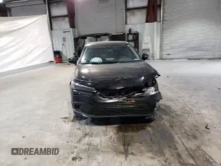2024 Honda Civic EX-L z VIN 19XFL1H73RE001608, wystawiony jako Copart lot #87728035 z przebiegiem 9 244 mil mil oraz Nie do naprawy • Non repairable. Historia ofert i sprzedaży dostępna na DreamBid. Obrazek 11.