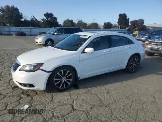 2012 Chrysler 200 Touring with VIN 1C3CCBBG7CN267903, listed as a Copart auction lot 51685315 with 142,881 mi miles and Clean Title. Bid and sale history available at carsss.com. Image 1.