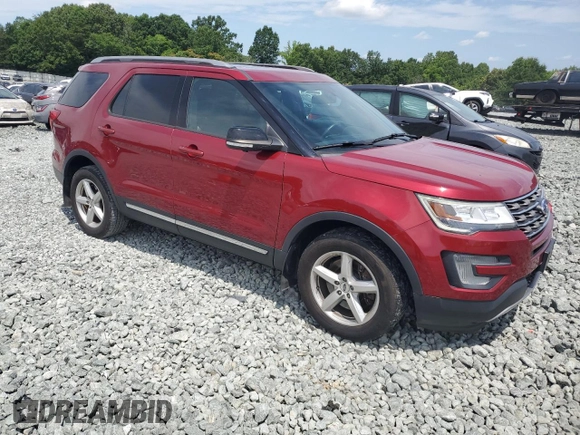 2017 Ford Explorer XLT z VIN 1FM5K8D89HGD94627, wystawiony jako Copart lot #60369945 z przebiegiem 75 951 mil mil oraz Szkoda całkowita • Salvage title. Historia ofert i sprzedaży dostępna na DreamBid. Obrazek 4.