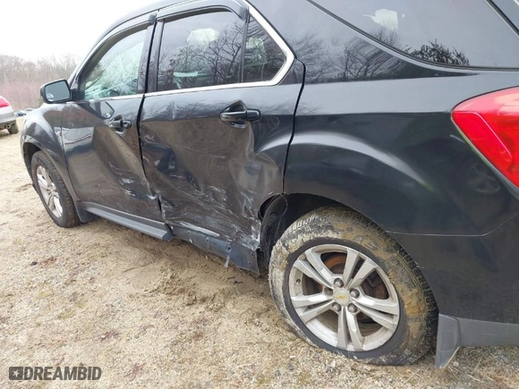 2010 Chevrolet Equinox LT w/1LT with VIN 2CNFLEEW3A6345412, listed as a IAAI auction lot 41633213 with 147,467 mi miles. Bid and sale history available at carsss.com. Image 6.