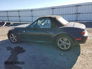 2002 BMW Z3 2.5i with VIN 4USCN33452LM05698, listed as a Copart auction lot 75881734 with 192,998 mi miles and Salvage Title. Bid and sale history available at carsss.com. Image 2.