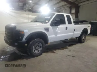 2008 Ford F-350 XL with VIN 1FTWX31R38ED80972, listed as a Copart auction lot 77658314 with 167,072 mi miles and Clean Title. Bid and sale history available at DreamBid. Image 1.
