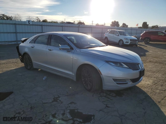2014 Lincoln MKZ Hybrid with VIN 3LN6L2LU7ER836144, listed as a Copart auction lot 41668505 with 178,754 mi miles and Salvage Title. Bid and sale history available at carsss.com. Image 4.