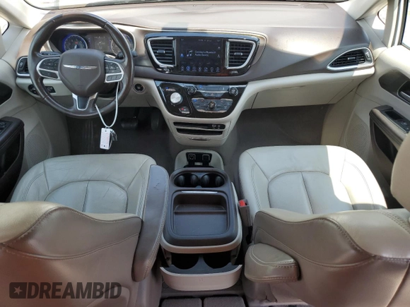 2017 Chrysler Pacifica Touring L with VIN 2C4RC1BG8HR526778, listed as a Copart auction lot 55334255 with 241,302 mi miles and Salvage Title. Bid and sale history available at DreamBid. Image 8.