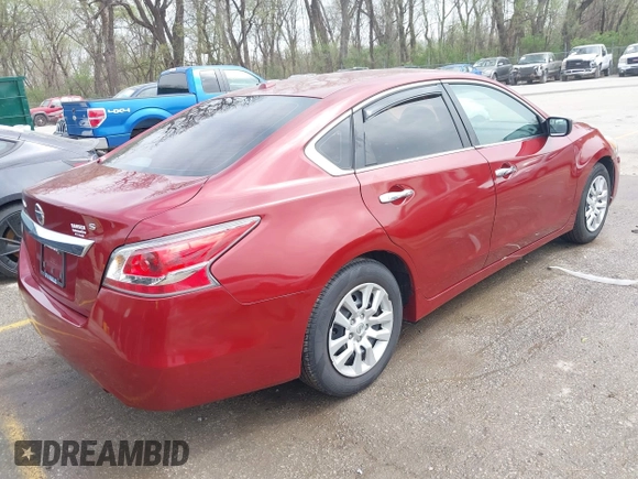 2015 Nissan Altima 2.5 S with VIN 1N4AL3AP1FN904367, listed as a IAAI auction lot 41930507 with 180,453 mi miles. Bid and sale history available at carsss.com. Image 4.