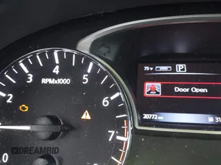 2017 Nissan Pathfinder Platinum with VIN 5N1DR2MM4HC611235, listed as a IAAI auction lot 42203255 with 20,772 mi miles and . Bid and sale history available at DreamBid. Image 16.
