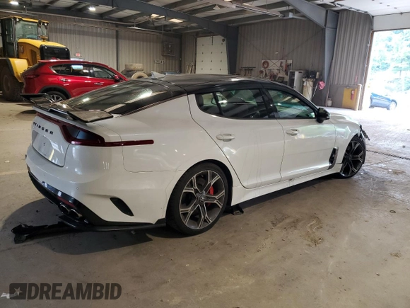 2021 Kia Stinger GT1 with VIN KNAE45LC6M6096214, listed as a Copart auction lot 64256044 with 27,625 mi miles and Salvage Title. Bid and sale history available at DreamBid. Image 3.