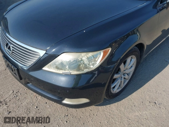 2007 Lexus LS 460 with VIN JTHBL46F975051429, listed as a IAAI auction lot 42609494 with 229,424 mi miles and . Bid and sale history available at DreamBid. Image 6.
