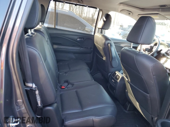 2021 Honda Pilot EX-L with VIN 5FNYF6H53MB073844, listed as a Copart auction lot 43656925 with 46,710 mi miles and Salvage Title. Bid and sale history available at DreamBid. Image 10.
