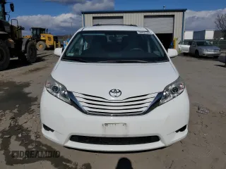 2015 Toyota Sienna LE AAS with VIN 5TDKK3DC2FS584738, listed as a Copart auction lot 50692905 with 88,022 mi miles and Salvage Title. Bid and sale history available at carsss.com. Image 5.