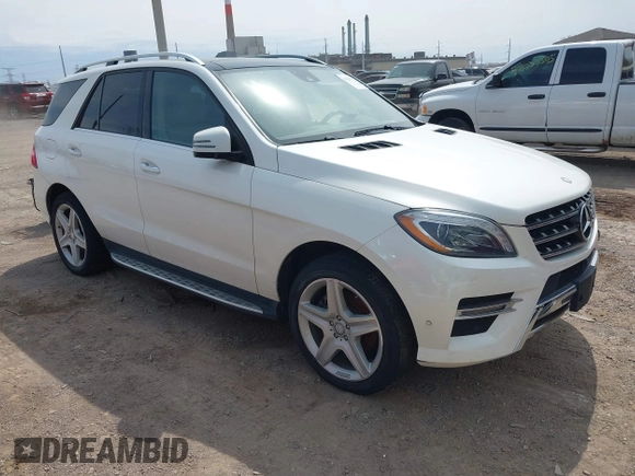 2015 Mercedes-Benz M 400 z VIN 4JGDA5GB1FA573460, wystawiony jako IAAI lot #42025873 z przebiegiem 156 008 mil mil oraz . Historia ofert i sprzedaży dostępna na DreamBid. Obrazek 1.