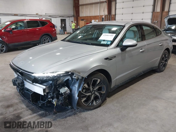 2024 Hyundai Sonata SEL z VIN KMHL64JA8RA401941, wystawiony jako IAAI lot #42085349 z przebiegiem 3 722 mil mil oraz . Historia ofert i sprzedaży dostępna na DreamBid. Obrazek 18.