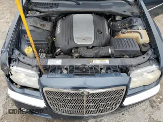 2008 Chrysler 300 C Hemi with VIN 2C3KA63H78H139905, listed as a Copart auction lot 75593244 with 120,192 mi miles and Salvage Title. Bid and sale history available at carsss.com. Image 11.