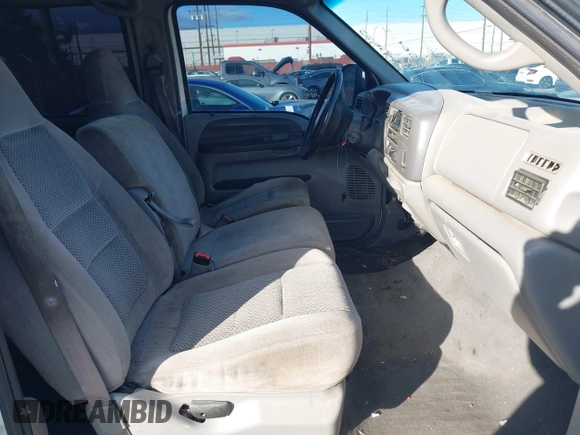 2001 Ford F-250 XL with VIN 1FTNW20F51EA63488, listed as a IAAI auction lot 41280122 with 451,069 mi miles and . Bid and sale history available at DreamBid. Image 5.