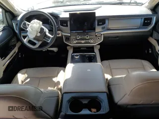2022 Ford Expedition Max XLT z VIN 1FMJK1HT5NEA58324, wystawiony jako Copart lot #54058565 z przebiegiem Nie podano mil oraz Szkoda całkowita • Salvage title. Historia ofert i sprzedaży dostępna na DreamBid. Obrazek 8.