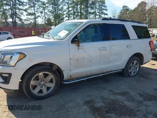 2020 Ford Expedition XLT with VIN 1FMJU1HT6LEA24349, listed as a IAAI auction lot 41218383 with 121,157 mi miles. Bid and sale history available at carsss.com. Image 6.