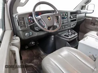 2020 Chevrolet Express Cargo with VIN 1GCWGAFG5L1277807, listed as a Copart auction lot 62069415 with 186,206 mi miles and Clean title. Bid and sale history available at DreamBid. Image 8.