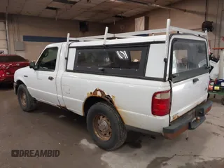 2004 Ford Ranger XL z VIN 1FTYR10D14TA08047, wystawiony jako IAAI lot #42831791 z przebiegiem 240 647 mil mil oraz . Historia ofert i sprzedaży dostępna na DreamBid. Obrazek 3.