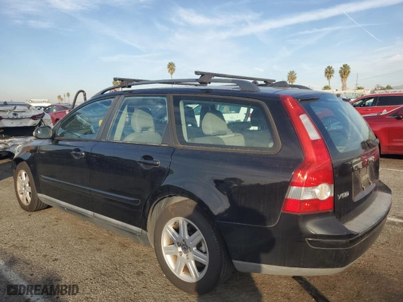 2007 Volvo V50 2.4L with VIN YV1MW390272312169, listed as a Copart auction lot 83088664 with 126,535 mi miles and Salvage Title. Bid and sale history available at carsss.com. Image 2.