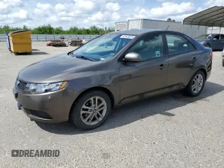 2012 Kia Forte EX with VIN KNAFU4A26C5555478, listed as a Copart auction lot 50543825 with 274,583 mi miles and Clean Title. Bid and sale history available at carsss.com. Image 1.