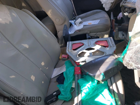 2011 Toyota Sienna XLE AAS with VIN 5TDYK3DC8BS092705, listed as a IAAI auction lot 40547263 with Not provided miles and . Bid and sale history available at DreamBid. Image 5.