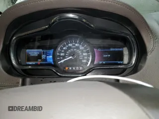 2016 Lincoln MKT EcoBoost z VIN 2LMHJ5AT8GBL01646, wystawiony jako Copart lot #85357264 z przebiegiem 77 066 mil mil oraz Szkoda całkowita • Salvage title. Historia ofert i sprzedaży dostępna na DreamBid. Obrazek 9.