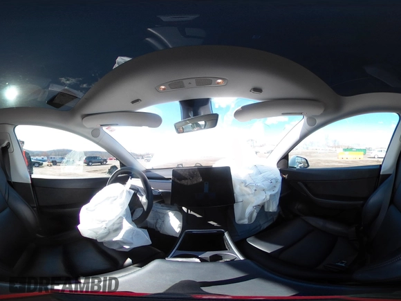 2021 Tesla Model Y Long Range with VIN 5YJYGDEE9MF239726, listed as a IAAI auction lot 41952158 with 37,088 mi miles and . Bid and sale history available at DreamBid. Image 22.