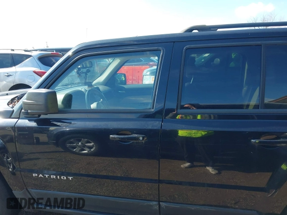 2017 Jeep Patriot Sport with VIN 1C4NJPBA7HD149107, listed as a IAAI auction lot 41465385 with 106,402 mi miles. Bid and sale history available at carsss.com. Image 14.