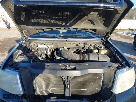 2006 Ford F-150 STX with VIN 1FTRF02W56KB73579, listed as a IAAI auction lot 41621690 with 239,770 mi miles. Bid and sale history available at carsss.com. Image 10.