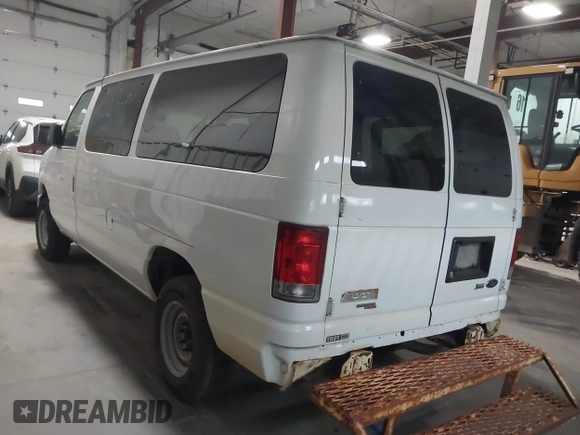 2014 Ford Econoline Passenger XL с VIN 1FBNE3BL2EDA82334, выставлен на аукционе IAAI как лот 42314725 с пробегом 86 887 миль миль и . История ставок и продаж доступна на DreamBid. Изображение 3.