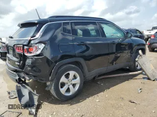 2019 Jeep Compass Latitude с VIN 3C4NJCBB2KT852018, выставлен на аукционе Copart как лот 51239815 с пробегом Не указан миль и Списание • Salvage title. История ставок и продаж доступна на DreamBid. Изображение 3.