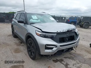 2024 Ford Explorer ST-Line with VIN 1FMSK7KH8RGA43788, listed as a IAAI auction lot 42209877 with 11,929 mi miles and . Bid and sale history available at DreamBid. Image 1.