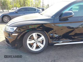 2018 Audi Q5 Premium with VIN WA1ANAFY4J2003668, listed as a IAAI auction lot 42167687 with 140,548 mi miles and . Bid and sale history available at DreamBid. Image 6.
