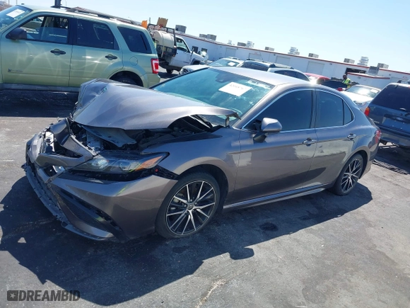 2021 Toyota Camry SE Nightshade with VIN 4T1G11AK3MU591078, listed as a IAAI auction lot 42018767 with 96,814 mi miles. Bid and sale history available at carsss.com. Image 14.