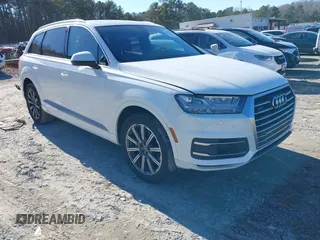 2017 Audi Q7 Premium Plus with VIN WA1LAAF78HD009287, listed as a IAAI auction lot 41327189 with 121,483 mi miles. Bid and sale history available at carsss.com. Image 1.