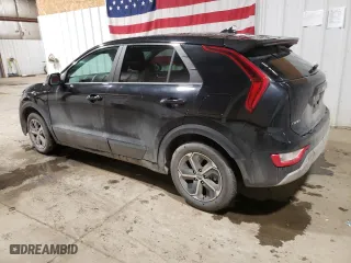 2023 Kia Niro LX with VIN KNDCP3LE7P5116617, listed as a Copart auction lot 45400925 with 9,075 mi miles and Salvage Title. Bid and sale history available at carsss.com. Image 2.