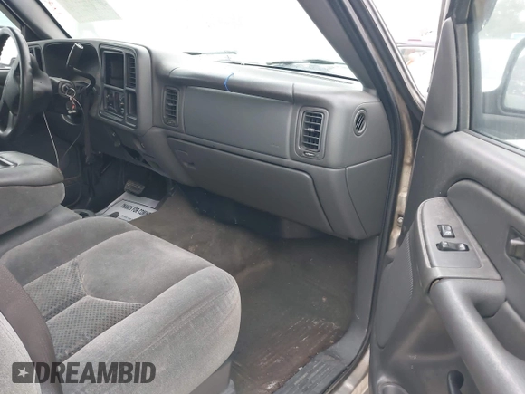 2007 Chevrolet Silverado 1500 LS with VIN 2GCEC13VX71117920, listed as a IAAI auction lot 42005890 with 341,628 mi miles and . Bid and sale history available at DreamBid. Image 5.