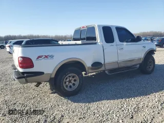 2001 Ford F-150 XL z VIN 2FTRX08LX1CB01820, wystawiony jako Copart lot #48785635 z przebiegiem 334 615 mil mil oraz Szkoda całkowita • Salvage title. Historia ofert i sprzedaży dostępna na DreamBid. Obrazek 3.
