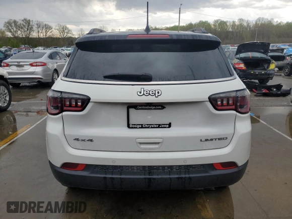 2022 Jeep Compass Limited z VIN 3C4NJDCB4NT135368, wystawiony jako Copart lot #52295865 z przebiegiem 26 537 mil mil oraz Szkoda całkowita • Salvage title. Historia ofert i sprzedaży dostępna na DreamBid. Obrazek 6.