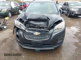 2016 Chevrolet Trax LT with VIN 3GNCJLSB7GL280613, listed as a IAAI auction lot 42017159 with 74,032 mi miles. Bid and sale history available at carsss.com. Image 6.