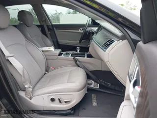 2019 Hyundai Genesis 5.0L with VIN KMHGN4JF4KU291345, listed as a IAAI auction lot 41973574 with 68,924 mi miles. Bid and sale history available at carsss.com. Image 5.